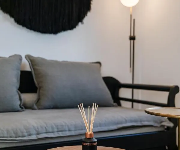 Vineyard Exclusive شقة فندقية