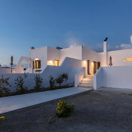 Vineyard Exclusive Suites Aparthotel Akrotiri (Santorini)