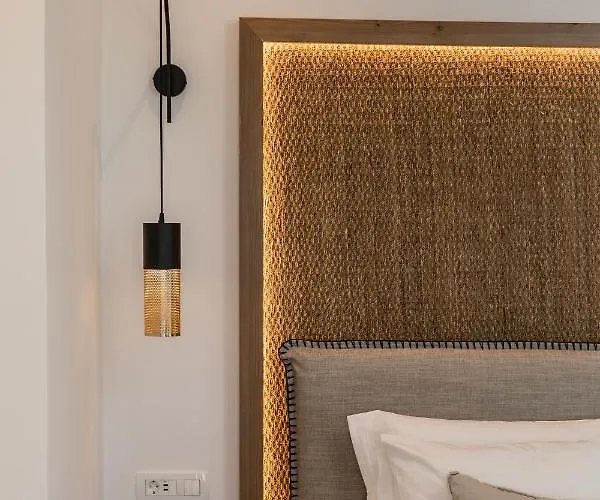 Vineyard Exclusive 4* Akrotírion